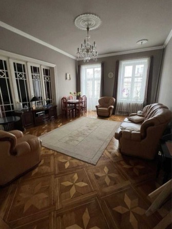 Продаж 3 кімнатної квартири, проспект Шевченка, центр, Львів - фото 1