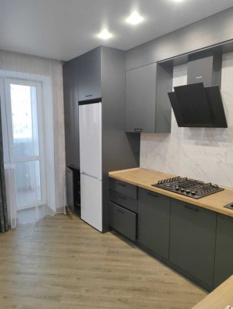 Продам 1 комнатную квартиру ЖК МАРШАЛ АВТОНОМНОЕ ОТОПЛЕНИЕ - фото 1