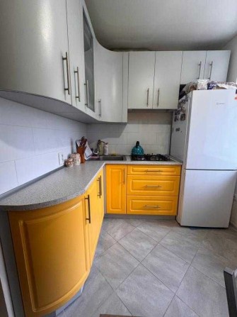 Продам 1-кімнатну квартиру, 10 хвилин від метро Індустріальна (Пролетарська) - фото 1