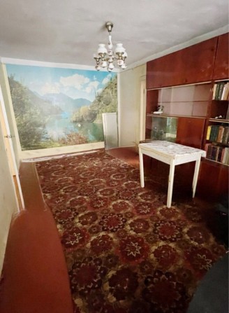Черёмушки /парк Горького  Продам 2-х комнатную квартиру 45 кв.м., Балкон  1 этаж Свой отдельный вход - фото 1