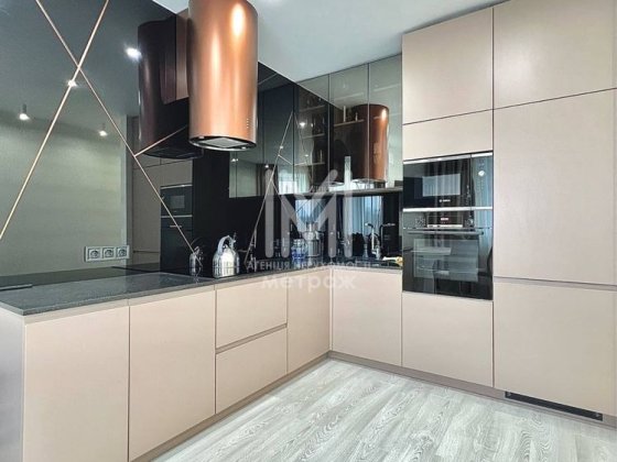 Продам 3-комн.кв-ру-студию ЖК Сокольники Профессорская 12 Харків