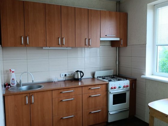 Продам 2 ком. квартиру м Студенческая Харьков