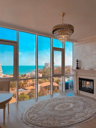 Продажа квартиры Аркадия, ЖК Гагарин Плаза. Вид на море - фото 1
