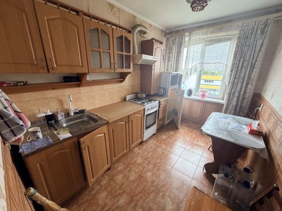 Продаж 2-х кім квартири 9/9 Космонавтів Електронна