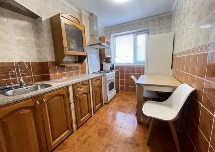 Продаю 3к квартиру пл.Перемоги у чудовому стані - фото 1