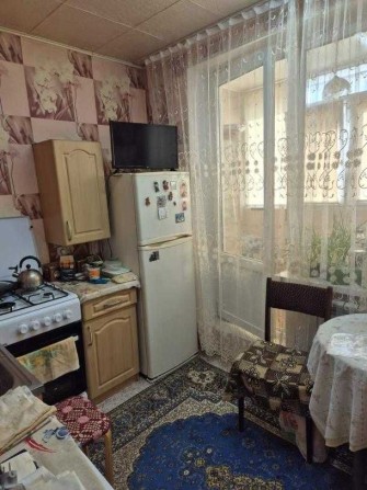 Продам 1 ком. квартиру улучшенной планировки с 2-мя балконами - фото 1