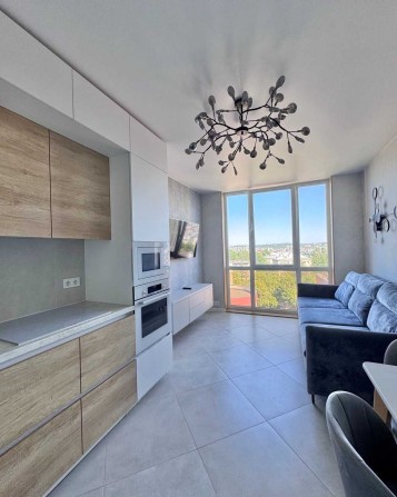 Продаж 3-кім квартири з ремонтом ЖК Семицвіт - фото 1