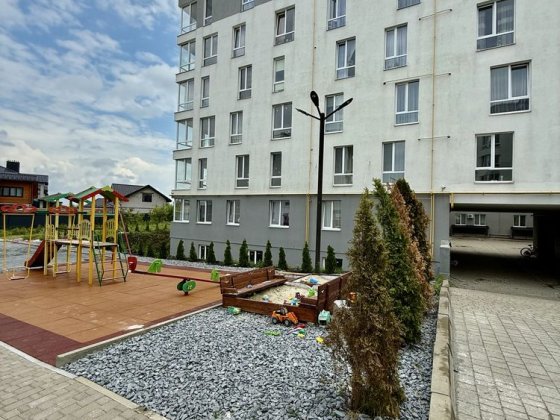 Продам 2 кім. квартиру 5 хв. від Галицького Перехрестя Львов