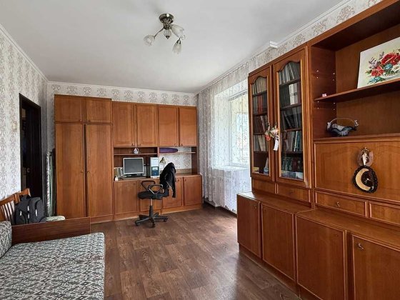 Продам 2–х кімнатну сталінку на Адміральській. Сертификат! Николаев