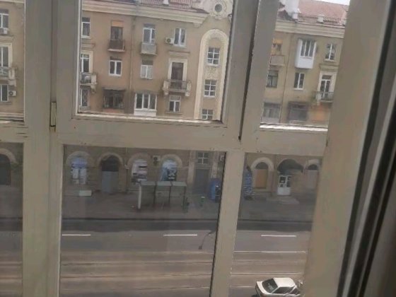 Продам  3  кімнатну сталінку, Центр, Героїв Харкова Московський пр-т