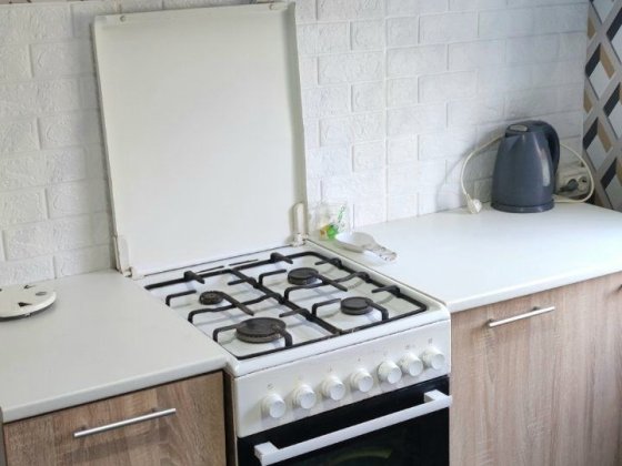 2 кімнатна. Поруч сквер. Кімнати роздільні. Не кутова. ГАЗ. Ремонт. Одеса