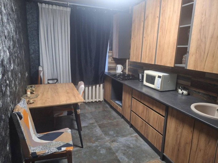 Продад 4 кімнатноі квартири вул. Левітана - фото 1