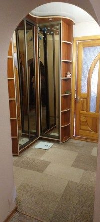 Продам простору 3 к. кв.  до метро Перемога 3 ки - фото 1