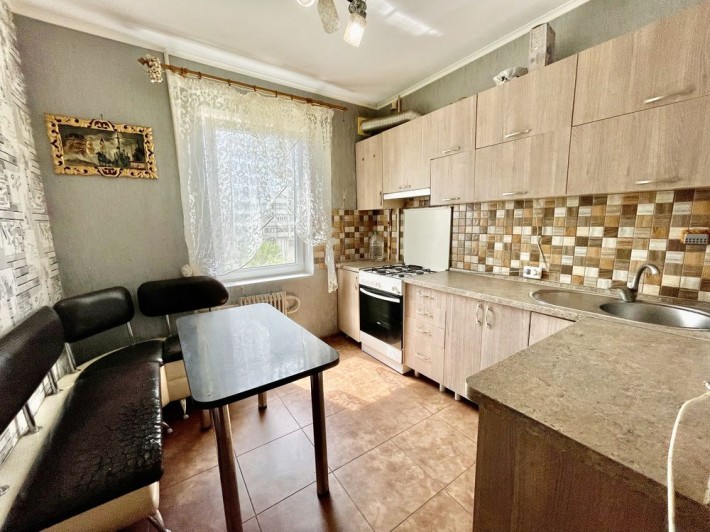 Продам двокімнатну квартиру в Лісках! Третій поверх! - фото 1