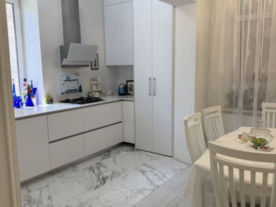 Продам 3-кімнатну квартиру в центрі Одеси біля Старобазарного скверу Одеса
