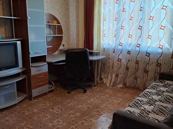Продам велику квартиру 84м2,  метро Салтівська, вул. Соборності, Торг!