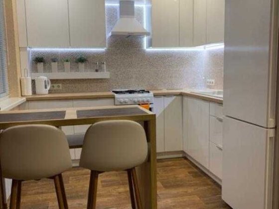 Продажа 3-х к.кв. 2/9  кухня-студия, капремонт Салтовка