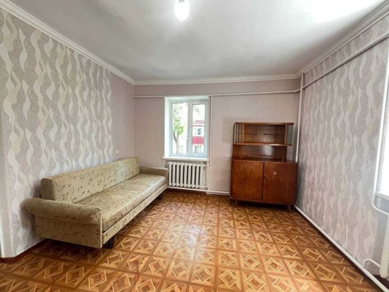 Продам 2 к\к з АВТОНОМНИМ ОПАЛЕННЯМ р-н ринку «Колос» Николаев