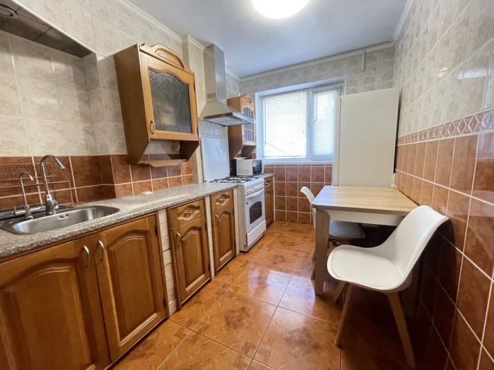 Продаж 3 квартири  пл. Перемоги все залишаться - фото 1