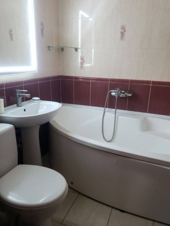 Продам 1 комнатная квартира Центр, район парка Стрелка. - фото 1