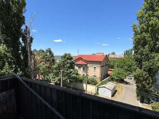 Продаю 1-кімнатну квартиру, вул. Терасна 8, р-н. Сухого Фонтану. Ц5 Николаев