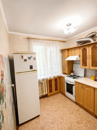Продаж 2 кімнатної квартири по вул. Космонавтів - фото 1