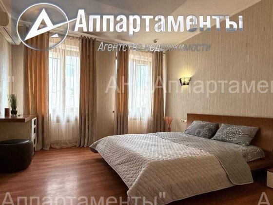Продам в Центре 1к.квартиру, сталинку, 100% ж/б, 48/20/14, капремонт Харьков