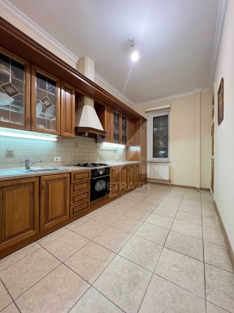 Продам Большую 5-комн. квартира 210 м² отдельный вход Павлово Поле - фото 1