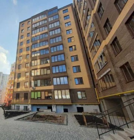 Срочно!1 ком квартира 40м2 в Новом доме. АГВ! До центра 15 минут - фото 1