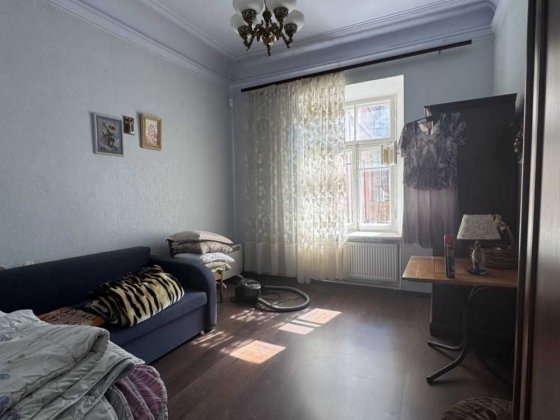 5-кімнатна квартира в центрі/ Соборна площа Одеса