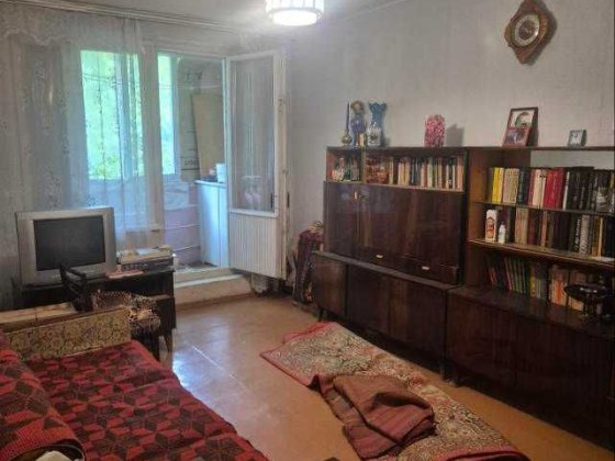 Продам 2 к. квартиру ул. Светлая Харьков