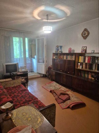 Продам 2 к. квартиру ул. Светлая - фото 1