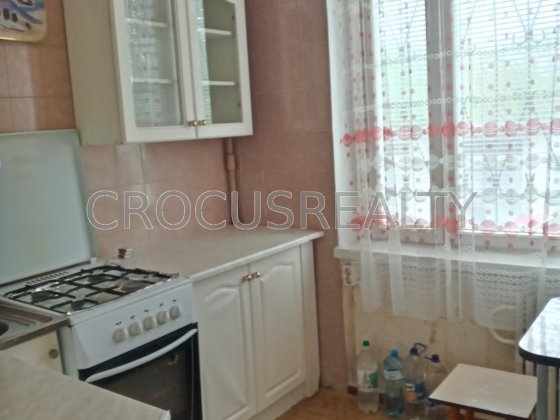 Продам 1 к. квартиру на Салтовке, Гв. Широнинцев, 26