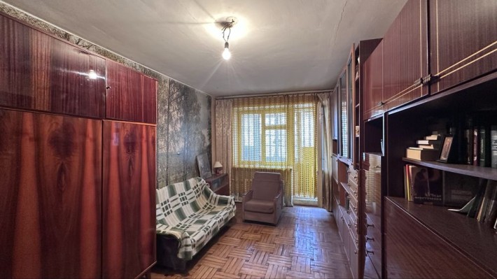 Продам 3-х кімнатну квартиру - фото 1