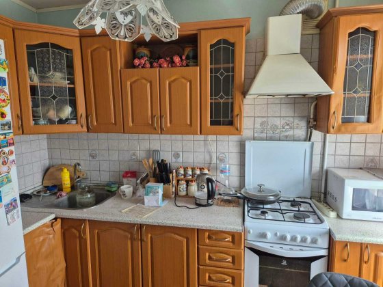Продам 2 ком. квартиру 6/10 по ул.Непокоренных Харків