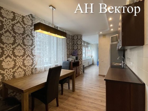 Продам 2 комнатную квартиру 75 м2  ЖК Янтарный Салтовка, ТРК Украина Харьков