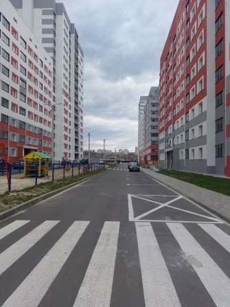 Продам 1к квартиру в Новострое ЖК Гидропарк - фото 1