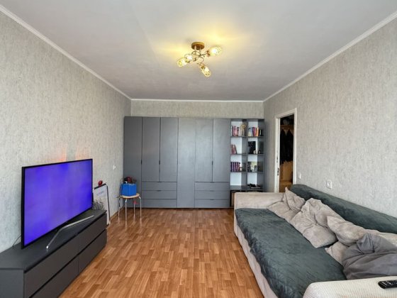 В продажу 2 к к в Лісках / вул. Озерна , окремі кіинати Николаев
