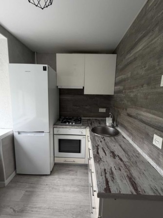 Продам 1 комнатную квартиру с капремонтом, 3-й этаж,газ,ул. Клочковская VI - фото 1