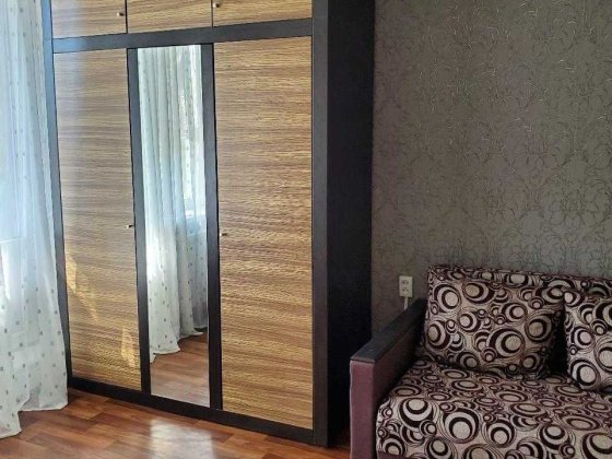 I Продам 1-ком квартиру на Залютино