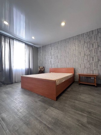 Продам 1км/30м2/ вул. Леоніда Бикова - фото 1