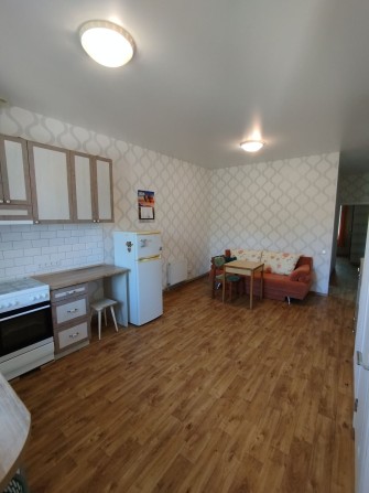 Продам свою 2х к. кв в центре. Е-оселя - фото 1