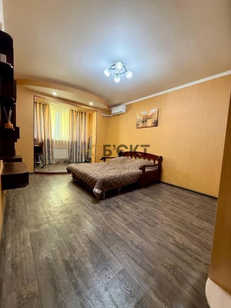 В продаже 1-к квартира 38,4 Между ст.м Алексеевская и Победа - фото 1