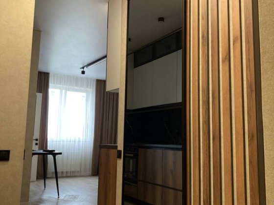 Продам 1 км квартиру на сахарова  59 перлина