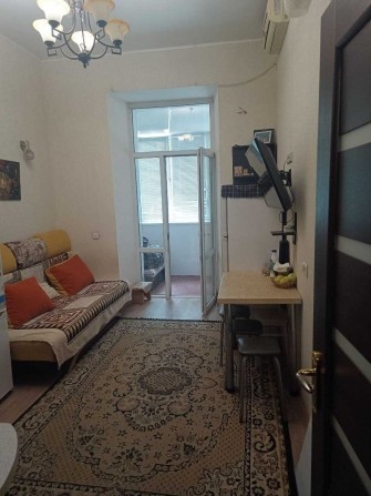Продам двух комнатную квартиру - фото 1