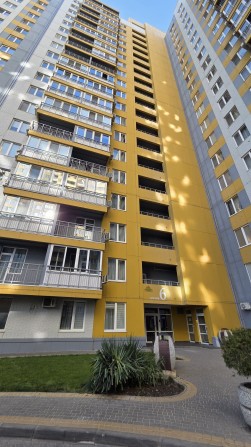 Продам 3-комнатную квартиру в ЖК Михайловский городок. Ваучер. Сертификат - фото 1