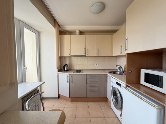 Продам 1к квартиру около метро Спортивная