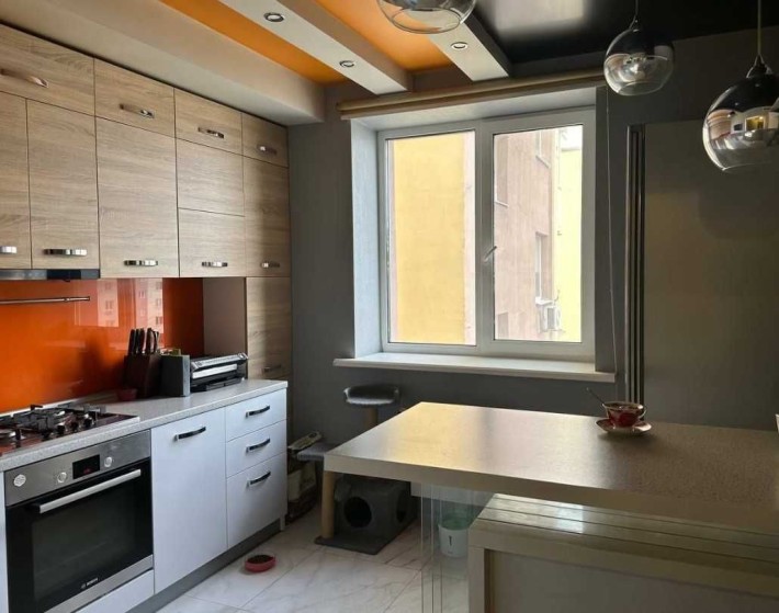 Продаж 2-к квартири з дизайнерським ремонтом 78 м2 ЖК Молодіжне містечко! (17209) - фото 1