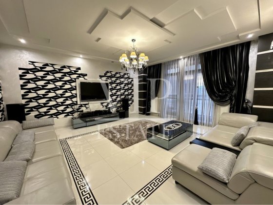 Продам дизайнерскую 3 к.кв.,156 м.кв. ЖК Чернышевского 7, Центр Харків