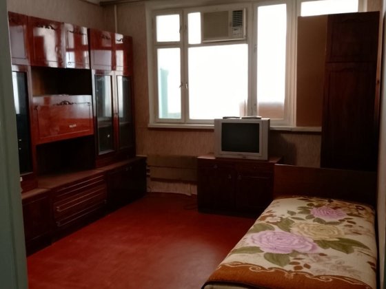 Продам 1-кім. квартиру на Салтівці Харьков